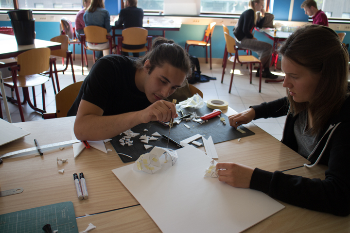 Je eigen gang gaan: Leerlingen bouwen mee aan flexibele school hmcworkshop15web.jpg