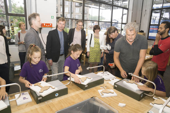Convenant programma creatieve industrie ondertekend rondleidingdeontdekfabriek2.jpg