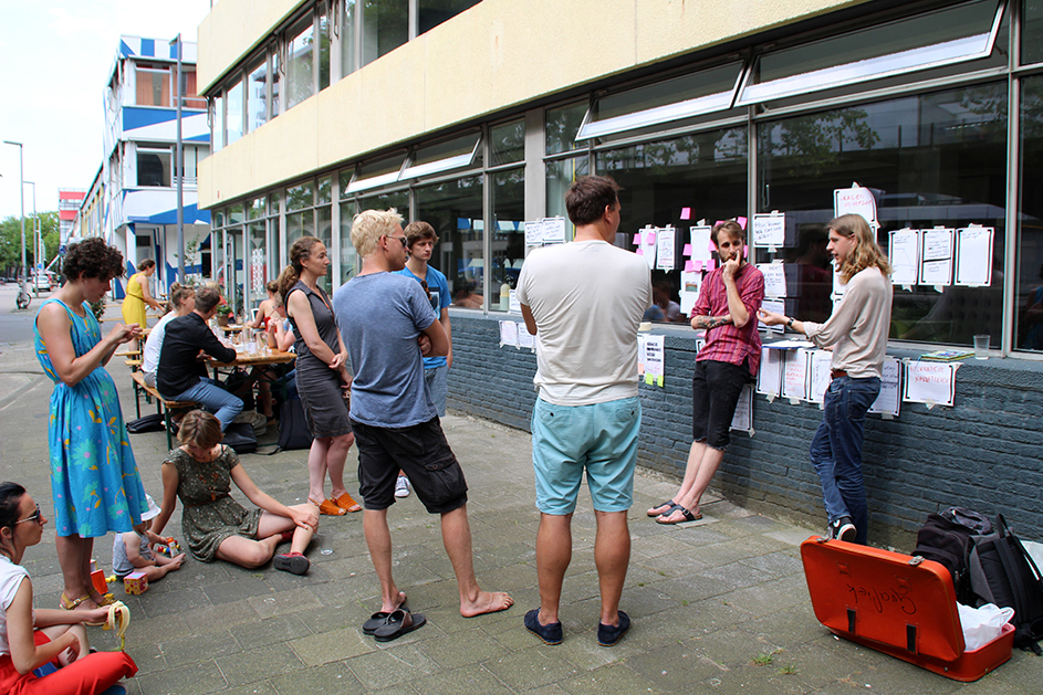 Documentaire PAUZE! van The New School Collective in première tnscweb.jpg