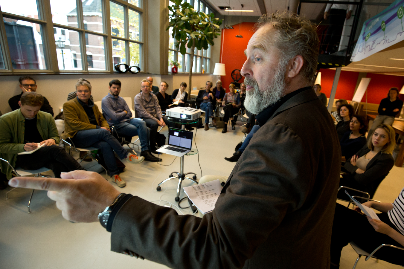 Jan Evertsen Buurtcoöperatie (Amsterdam) | binnensteden en leefbaarheid bijeenkomst22.png