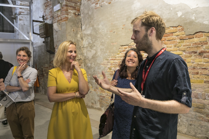 Architectuur Biënnale Venetië 2018 van start! dariascagliolalow9126.jpg
