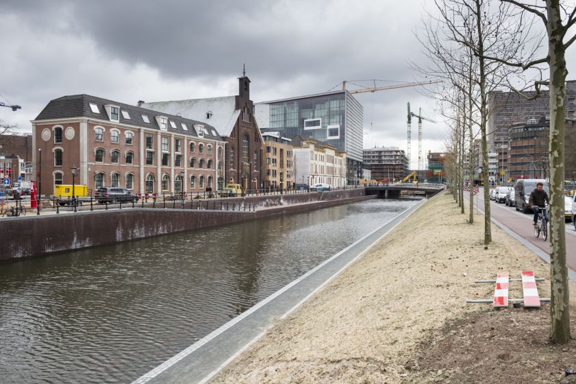 De Utrechtse singel als klimaatadaptieve drager catharijnesingel.jpg