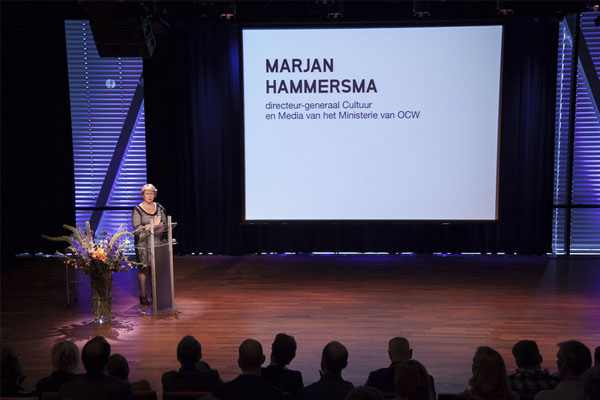 Veilige Veste winnaar Hedy d'Ancona-prijs voor excellente zorgarchitectuur Prijsuitreiking_Hedy_dAncona_lezing_Marjan_Hammersma.jpg
